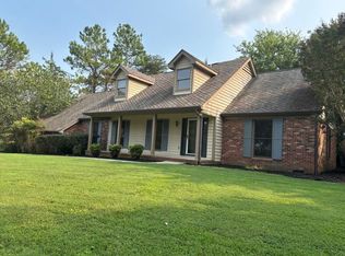 456 E Fox Den Dr, Knoxville, TN 37934