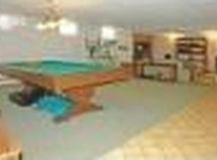 10015 Imus Rd, Pinckney, MI 48169