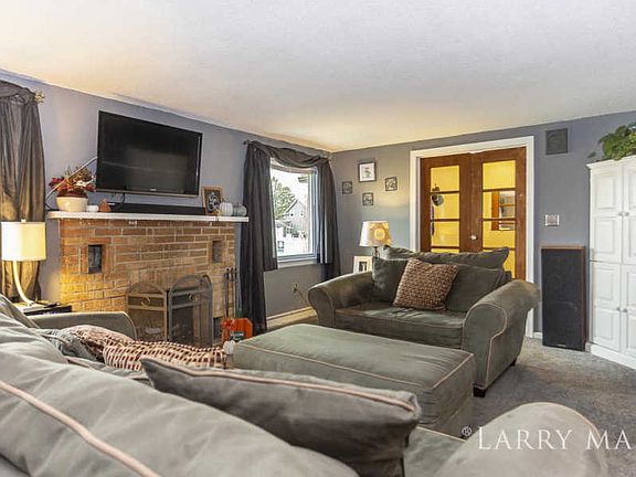5th image of 509 East St