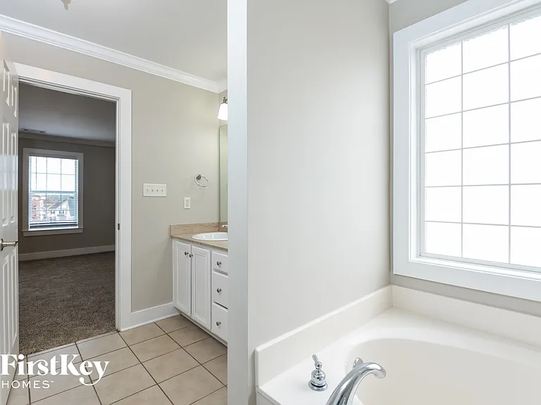 5496 Wisteria Trce — Photo 11