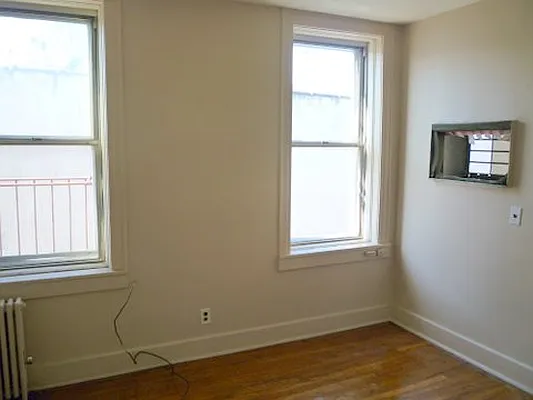 Rented by Elenora Dantchev, LREB | media 12