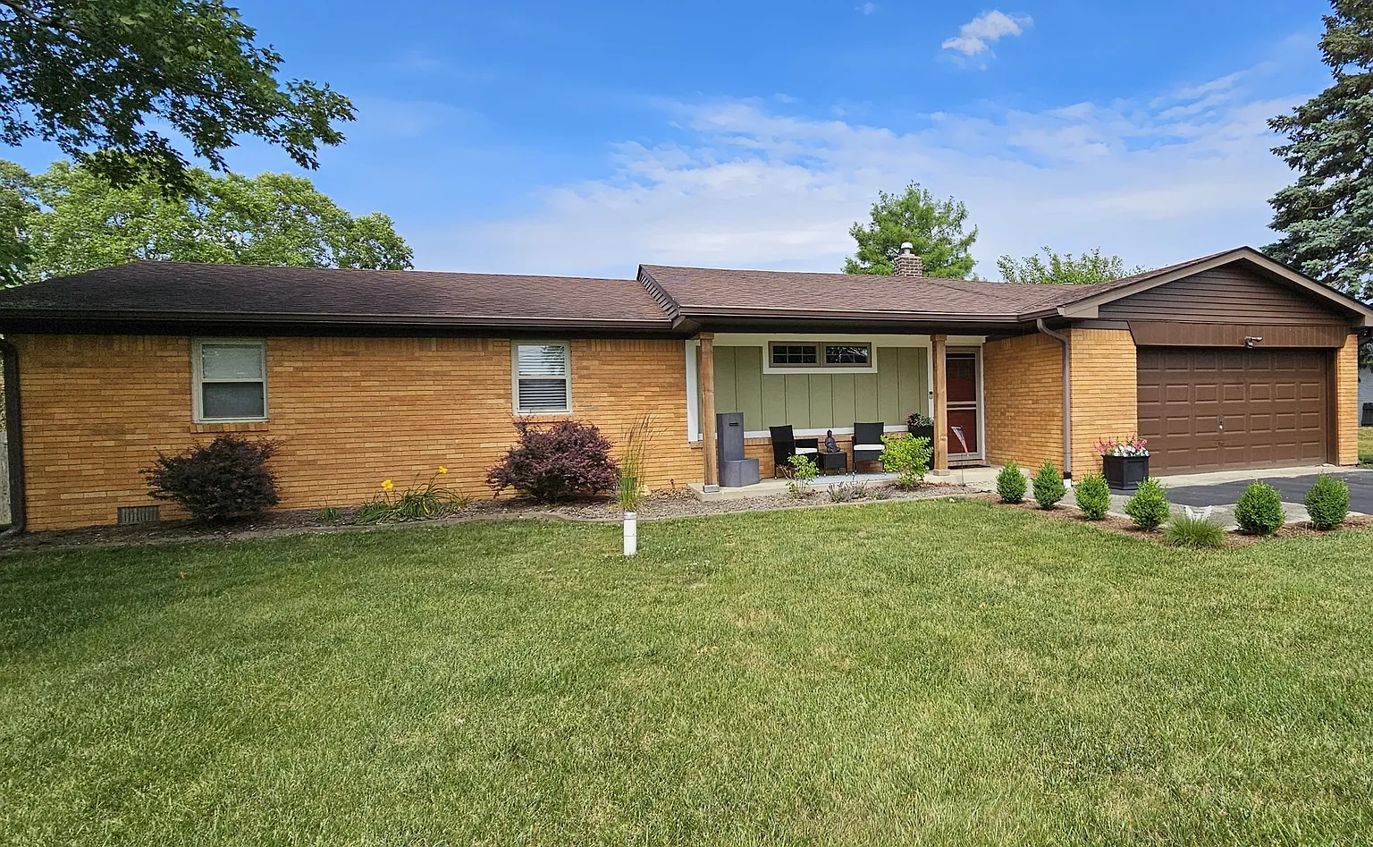 480 N Meridian Rd photo 1