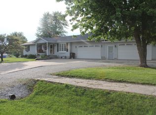 112 Monmouth Rd, La Harpe, IL 61450
