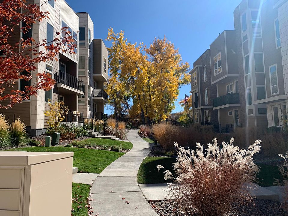 1st image of 8315 Riverscape Ct
