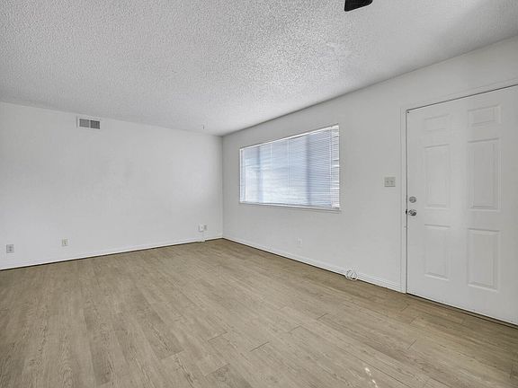 2nd image of 9049 El Cajon Way APT 4