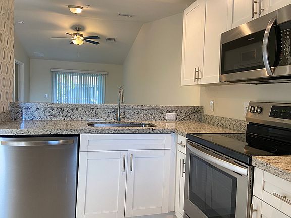 5th image of 1631 SW 1st Ave #103