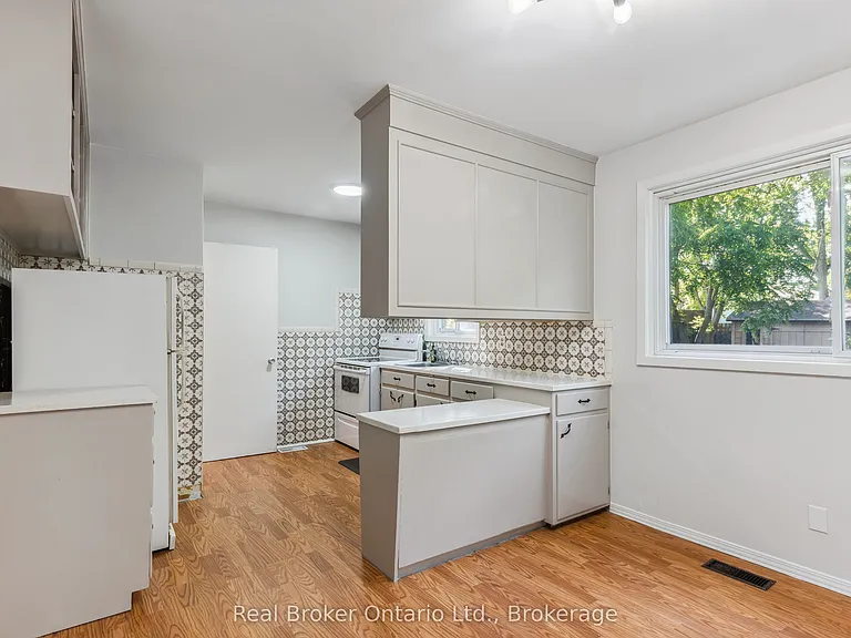 499 Krug St — Photo 11