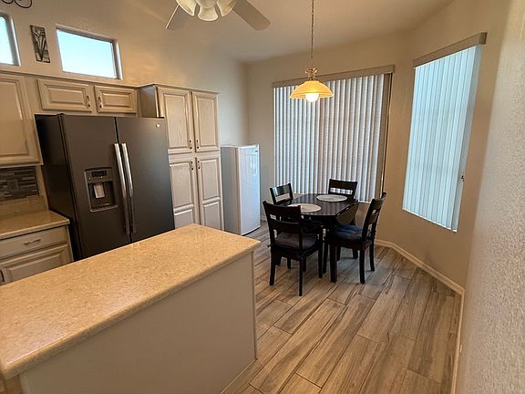 5th image of 4554 E Strawberry Dr