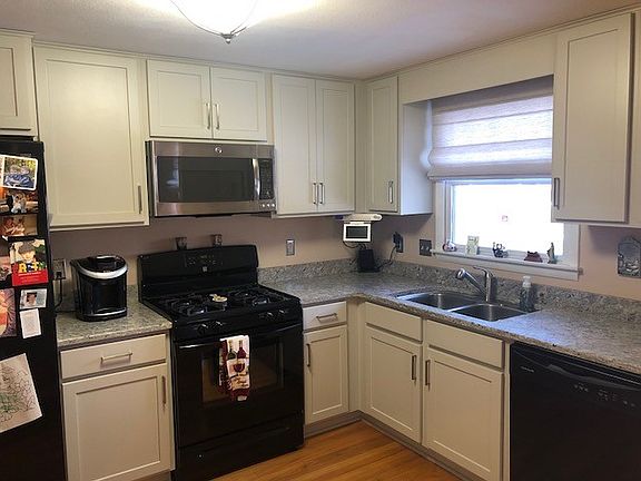 4th image of 8208 Beehive Cir
