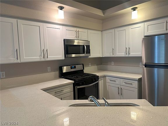 3rd image of 1548 Jenny Linn Dr #253