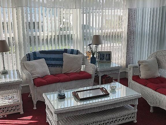 3rd image of 360 Ashley Dr
