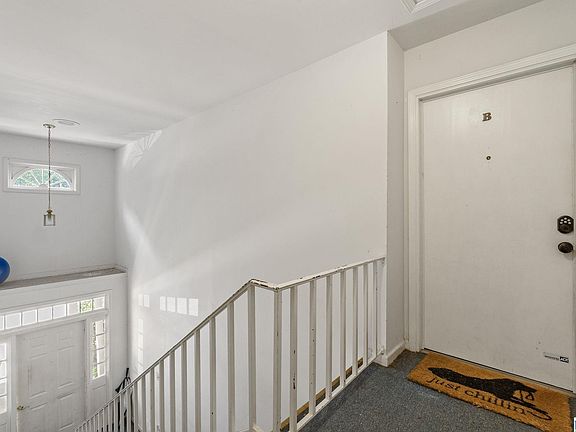 4th image of 2118 Montreat Ln