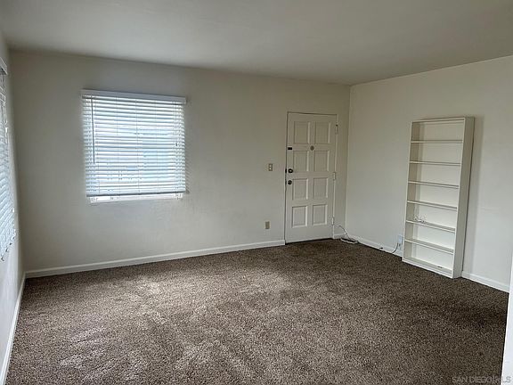 3rd image of 4519 Wilson Ave