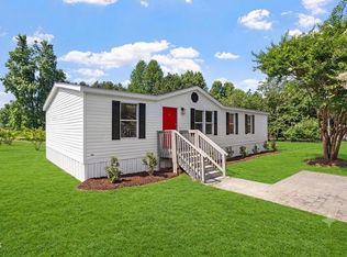 45 J E Rogers Dr, Cameron, NC 28326