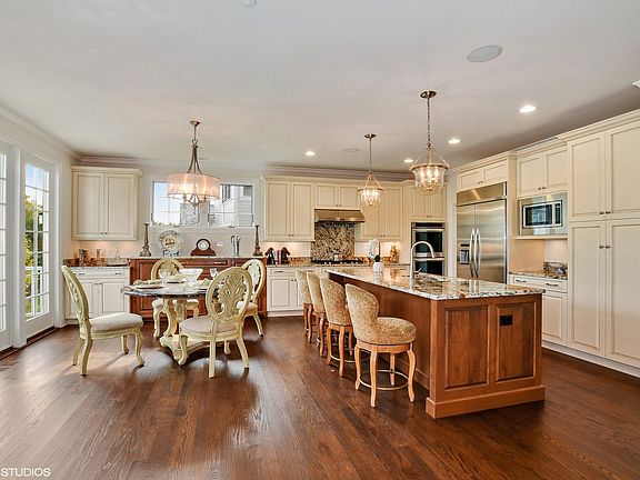 5th image of 1786 Westbridge Cir