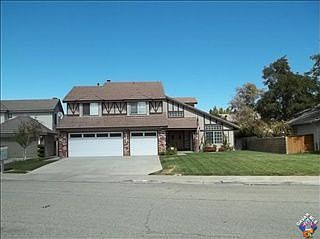 4th image of 3241 Mariposa Ave