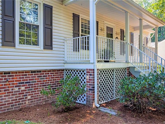 3rd image of 5236 Timber Hollow Pl