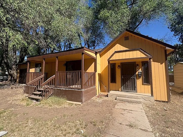 Building Photo - 408 Park Ln