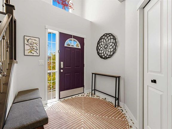 2nd image of 383 E Springborough Way SW