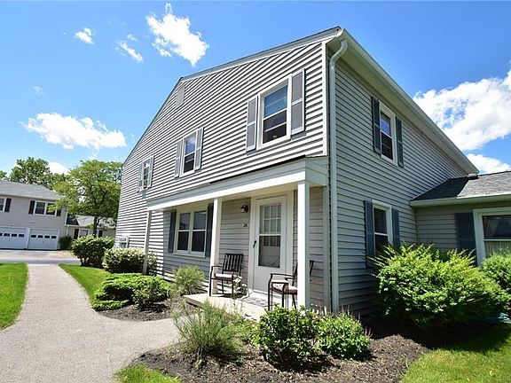 2nd image of 28 Arrowhead Way N