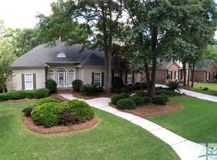 12 Myrtlewood Dr, Savannah, GA 31405
