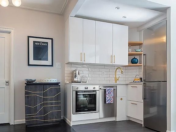 5th image of 20 Continental Ave #4UU