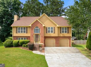 2076 Township Dr, Woodstock, GA 30189