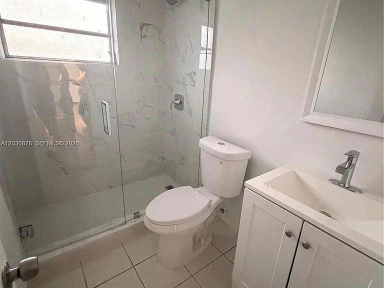 7250 SW 94th Pl #B8 — Photo 12