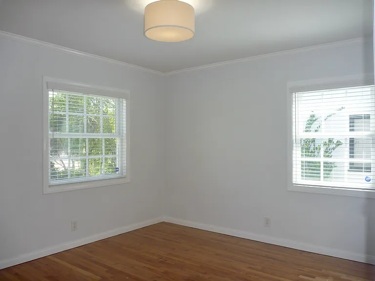 845 Flower Ave — Photo 29