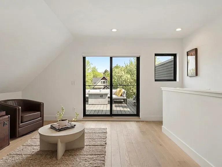 1231 Garfield St — Photo 14