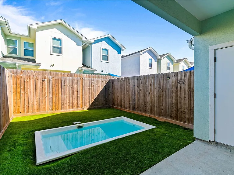 14010 Fortuna Bay Dr #C — Photo 22