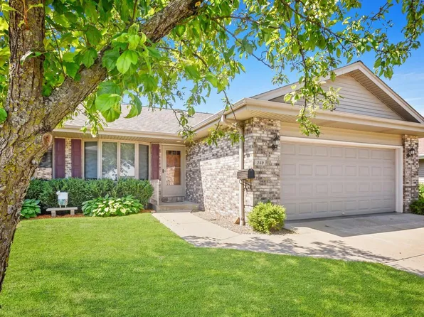 249 Whisper LANE #6B, Kewaskum, WI 53040