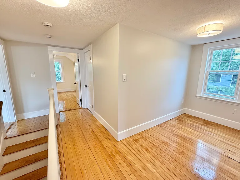 203 Maplewood St #2 — Photo 16
