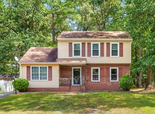 5013 Cedarbend Ln, North Chesterfield, VA 23237