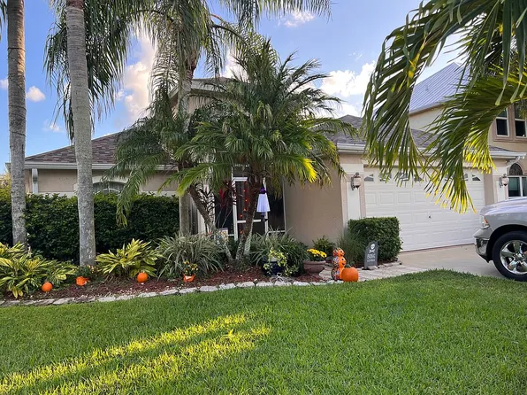 716 NW Waterlily Pl, Jensen Beach, FL 34957