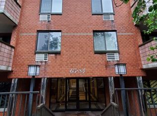 6584 Austin St APT 3U, Rego Park, NY 11374