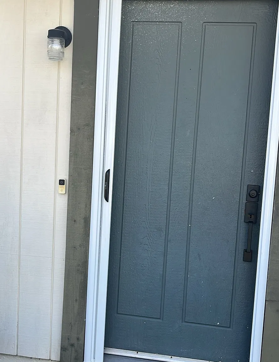 3 bed, 1154 sqft, $3,800 — Photo 1