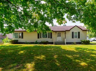 221 N Alexander St, Bremen, IN 46506