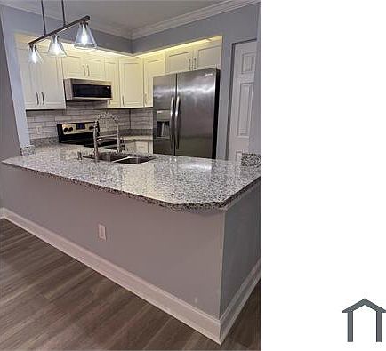 3rd image of 3726 Moorings Ln