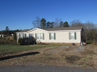 1060 Remington Dr, Conover, NC 28613