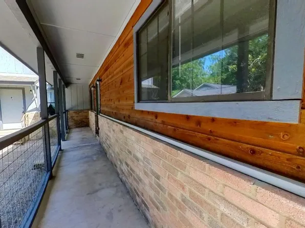 1015 W Martin Luther King Dr, San Marcos, TX