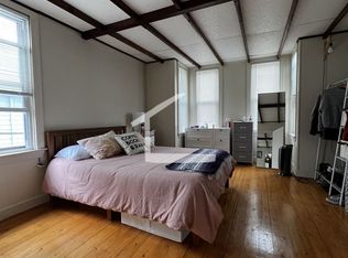 11 Line St UNIT 2B, Cambridge, MA 02138