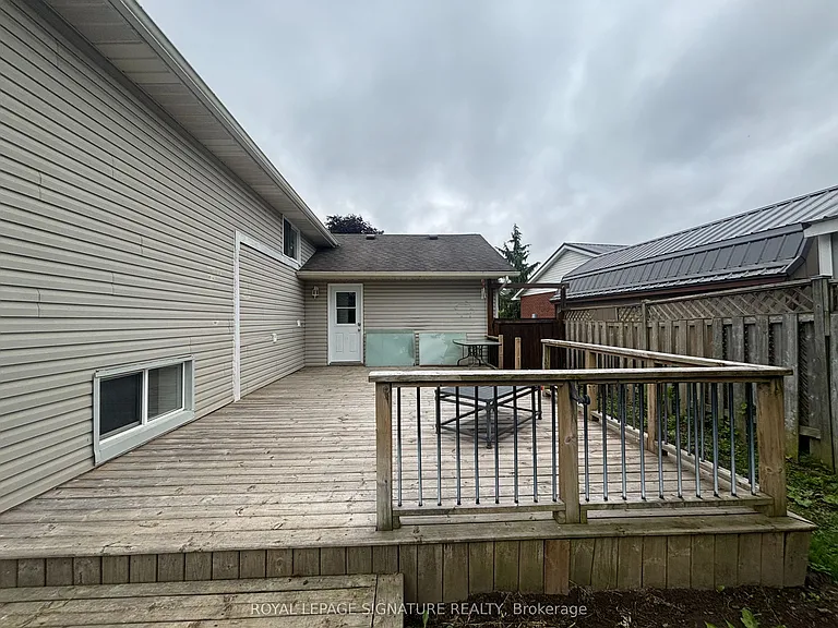 23 Marley Cres — Photo 36