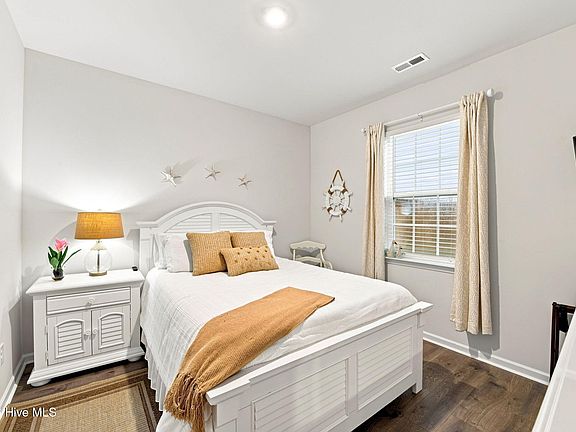 5th image of 2013 Montford Drive