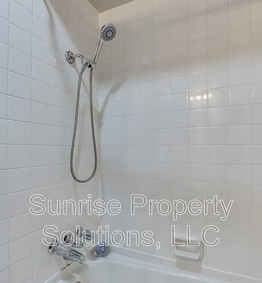 6708 N Meridian Ave #J — Photo 12