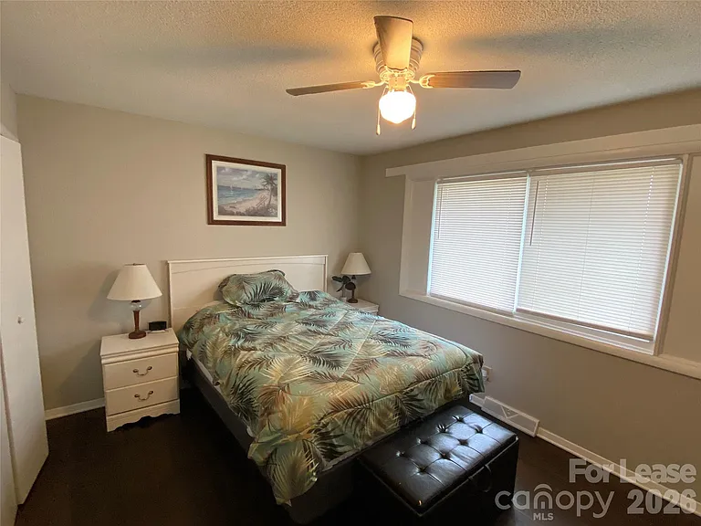 3315 Erskine Dr — Photo 17