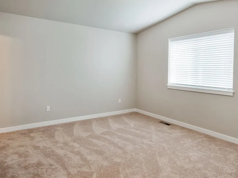8427 63rd St NE — Photo 16