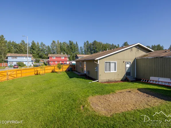 10050 Thimble Berry Dr, Anchorage, AK 99515