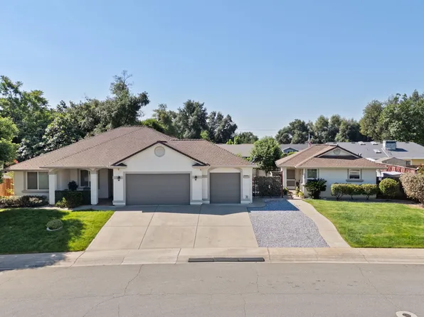 1613 Galaxy Way, Redding, CA 96002