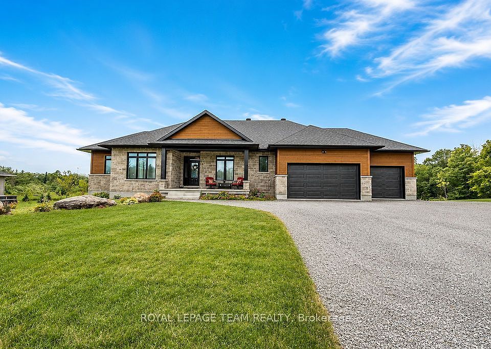 1st image of 80 Raymond Luhta Cres